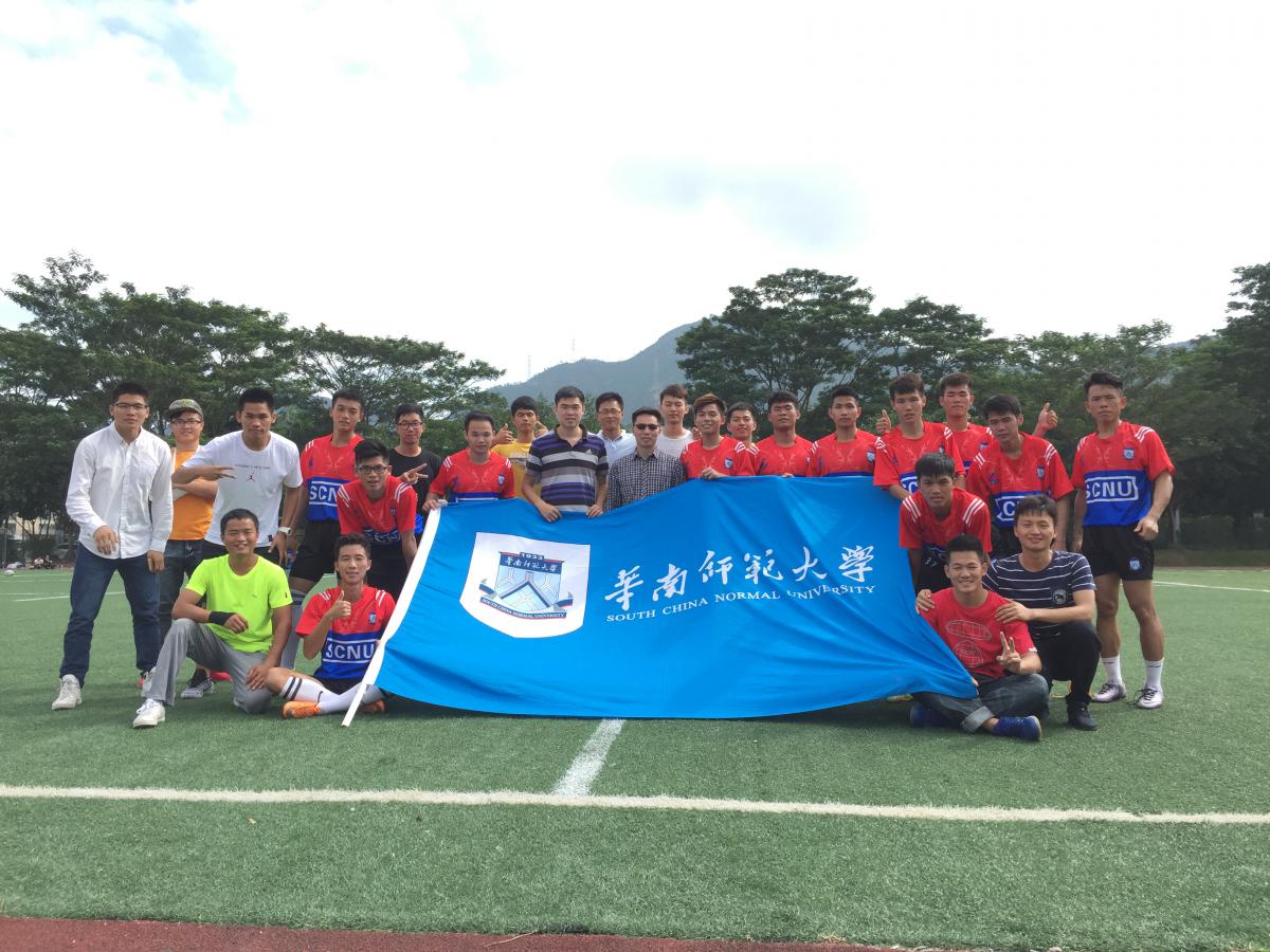 我校橄榄球队荣获中国大学生七人制橄榄球锦标赛冠军